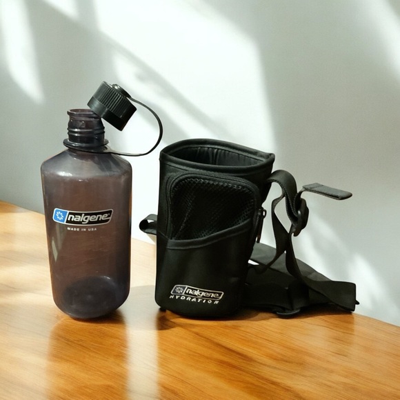 Nalgene Hydration 1000Ml Bottle & Adjustable Strap Case! - Picture 4 of 15